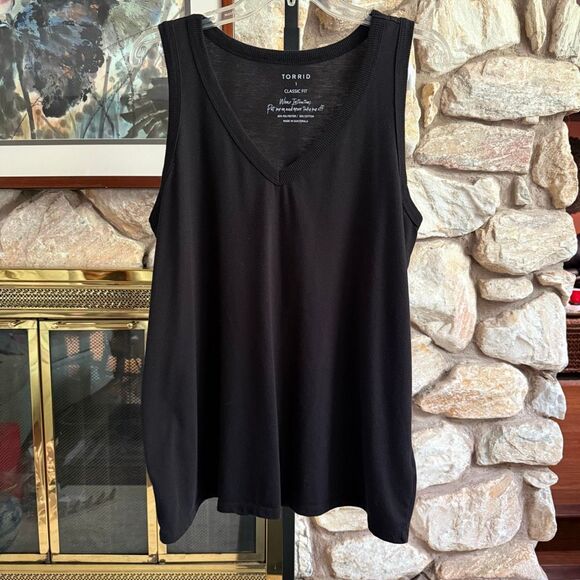 torrid Tops - Torrid women’s plus classic fit v neck tank top size 1